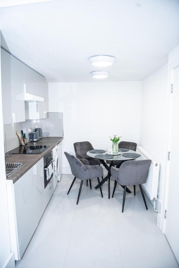 1B Apartment, 30 Mins To Oxford Street Londres Exterior foto
